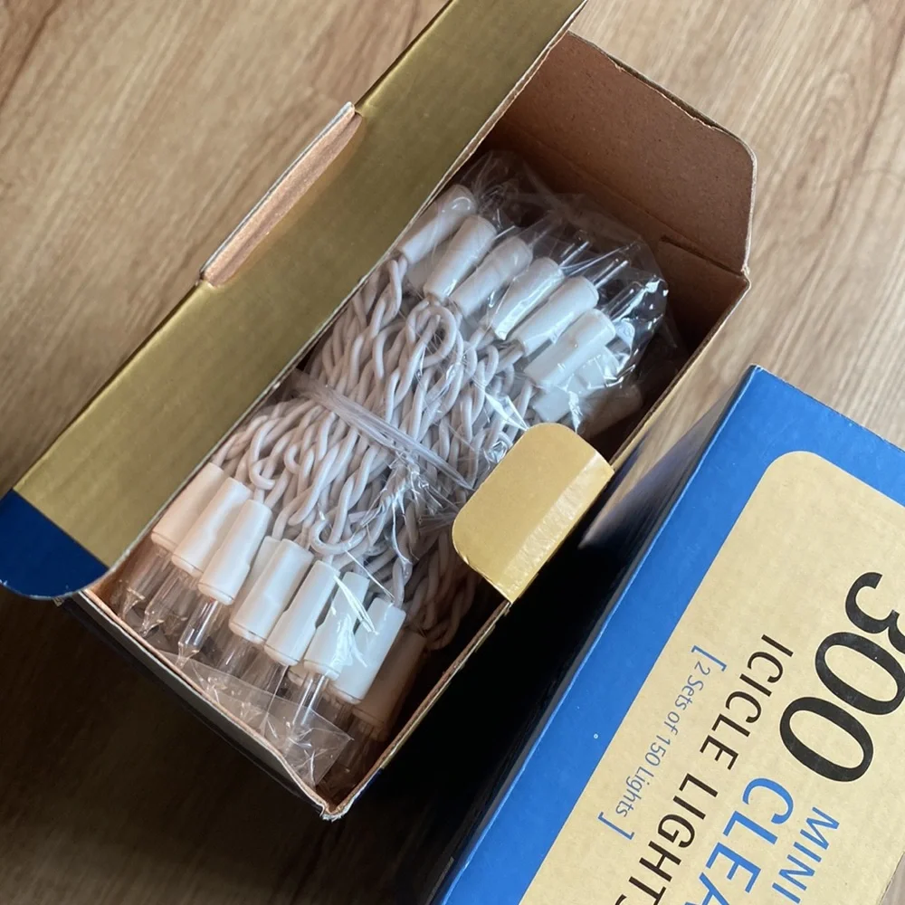 NEW 2 box of icicle lights